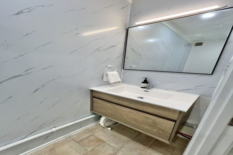 Photo of property in 26 Amante Crescent, Mairangi Bay, Auckland, 0630