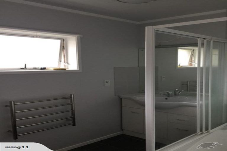 Photo of property in 1/30 Acacia Road, Torbay, Auckland, 0632