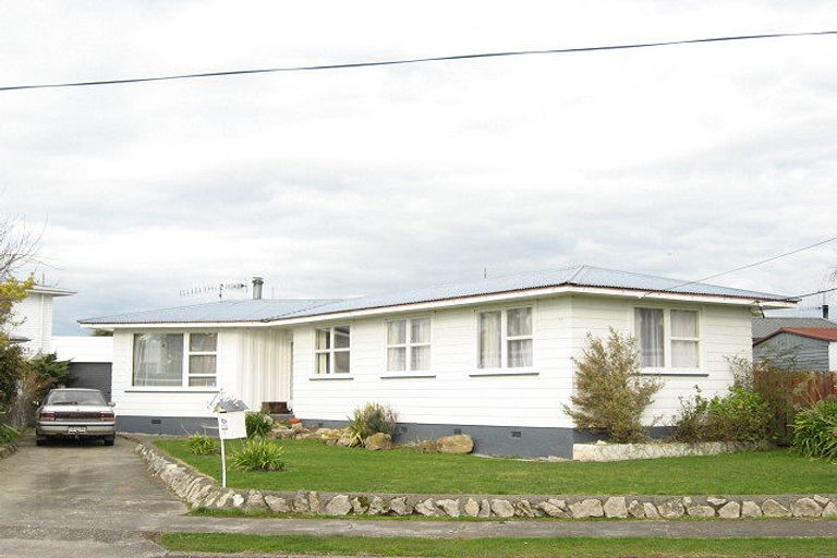 Photo of property in 2 Wilder Street, Waipukurau, 4200