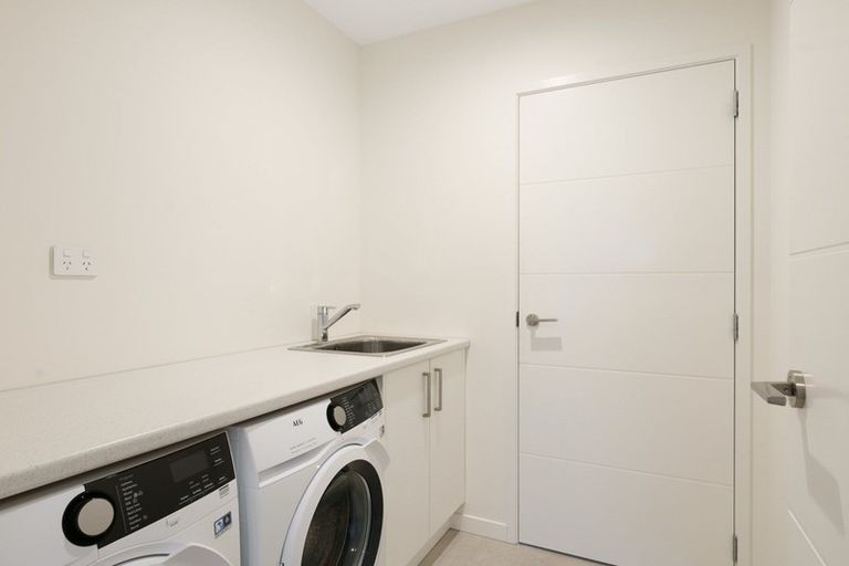 Photo of property in 77 Te Kio Crescent, Papamoa Beach, Papamoa, 3118