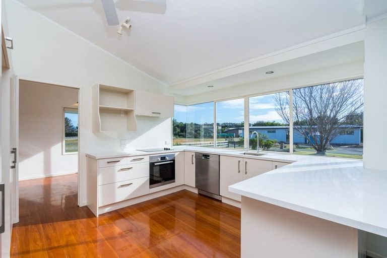 Photo of property in 60 Moir Point Road, Mangawhai Heads, Mangawhai, 0505