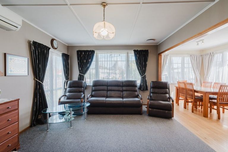 Photo of property in 18 Carrington Avenue, Hillcrest, Hamilton, 3216