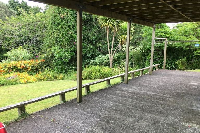 Photo of property in 16 Minerva Terrace, Cockle Bay, Auckland, 2014