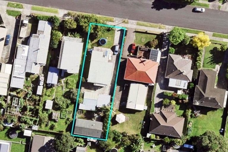 Photo of property in 9 Greers Road, Weymouth, Auckland, 2103