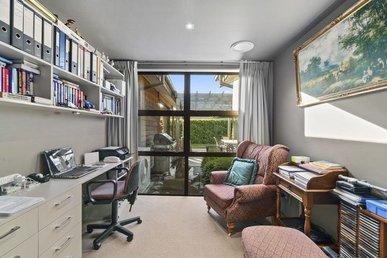 Photo of property in 8 Jackby Court, Jacks Point, Queenstown, 9371