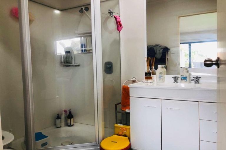 Photo of property in 4 Rathmar Drive, Manurewa, Auckland, 2105