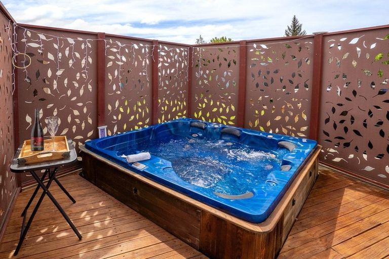 Photo of property in 5 Silverwood Place, Hornby, Christchurch, 8042