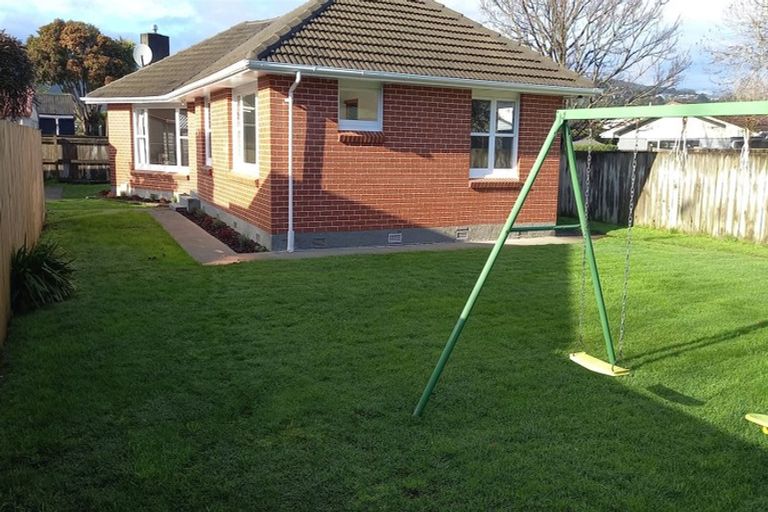 Photo of property in 23 Palmer Crescent, Silverstream, Upper Hutt, 5019