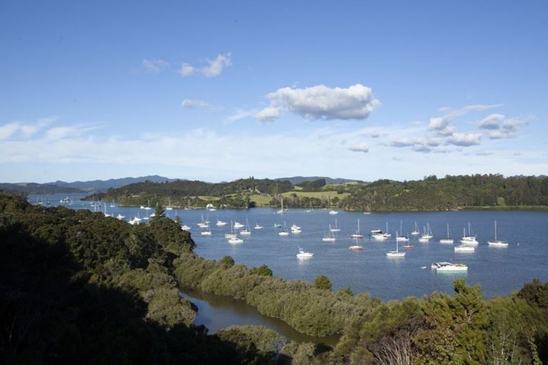 Photo of property in 7 Marina Rise, Opua, 0200