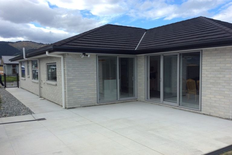 Photo of property in 8 Drayton Street, Richmond, 7020