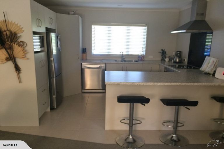 Photo of property in 71 Falcon Drive, Welcome Bay, Tauranga, 3112