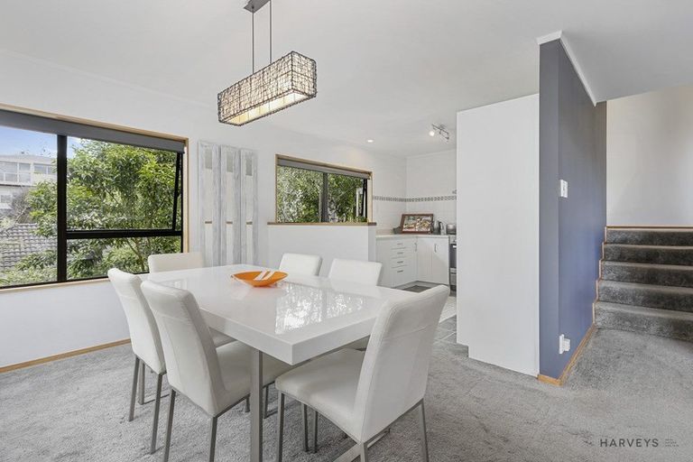 Photo of property in 3/16 Pleasant Road, Glen Eden, Auckland, 0602