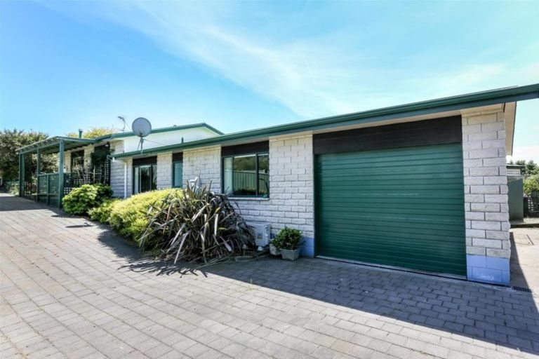 Photo of property in 5 Cyrus Street, Whalers Gate, New Plymouth, 4310