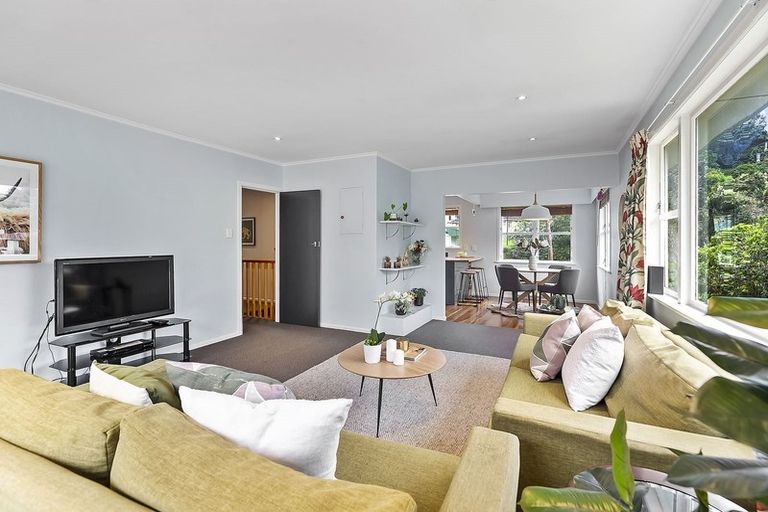 Photo of property in 84 Chester Road, Tawa, Wellington, 5028