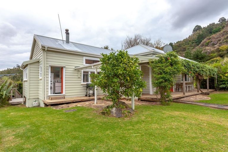Photo of property in 60 Te Ana Lane, Thames, 3577