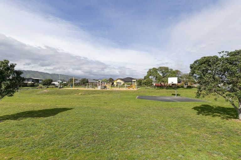Photo of property in 3 William Noel Place, Waikanae Beach, Waikanae, 5036