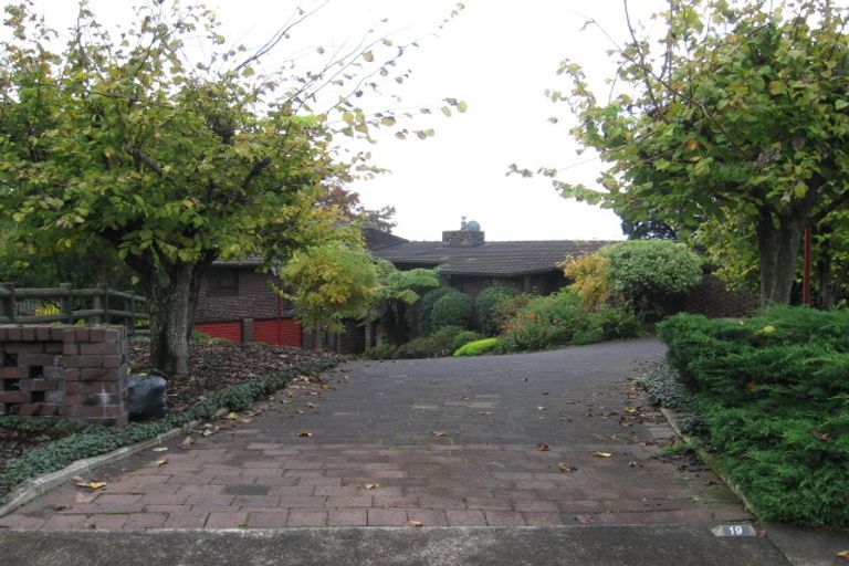 Photo of property in 19 Sanctuary Point, Sunnyhills, Auckland, 2010