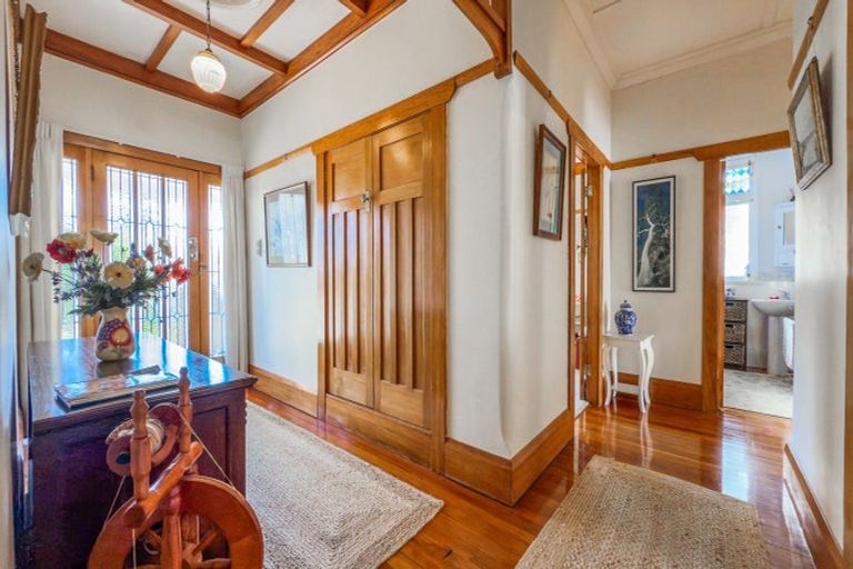 Photo of property in 122 Queen Sh25 Street, Thames, 3500