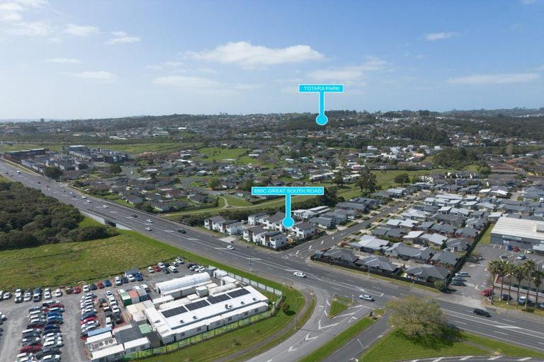 Photo of property in 890c Great South Road, Wiri, Auckland, 2104