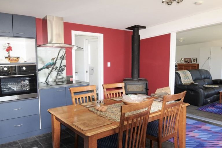 Photo of property in 192 Waihao Back Road, Waimate, 7979