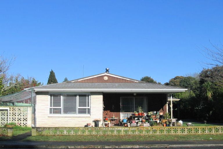 Photo of property in 2/602 Duke Street, Mahora, Hastings, 4120