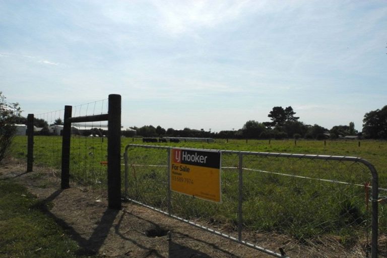 Photo of property in 20 Waimate Highway, Saint Andrews, 7988