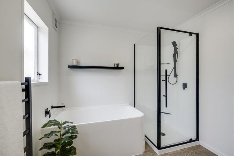 Photo of property in 20 Gebbie Road, Taradale, Napier, 4112