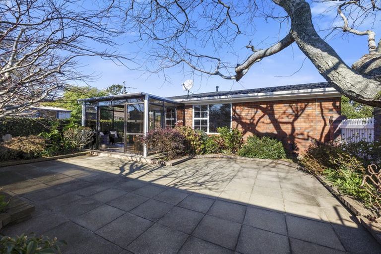 Photo of property in 293 Mangorei Road, Merrilands, New Plymouth, 4312