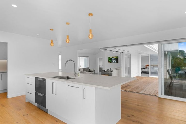 Photo of property in 24 Waterman Drive, Langs Beach, Waipu, 0582