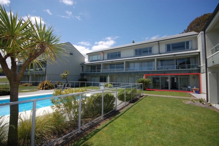 Photo of property in 6/300 Lake Terrace, Two Mile Bay, Taupo, 3330