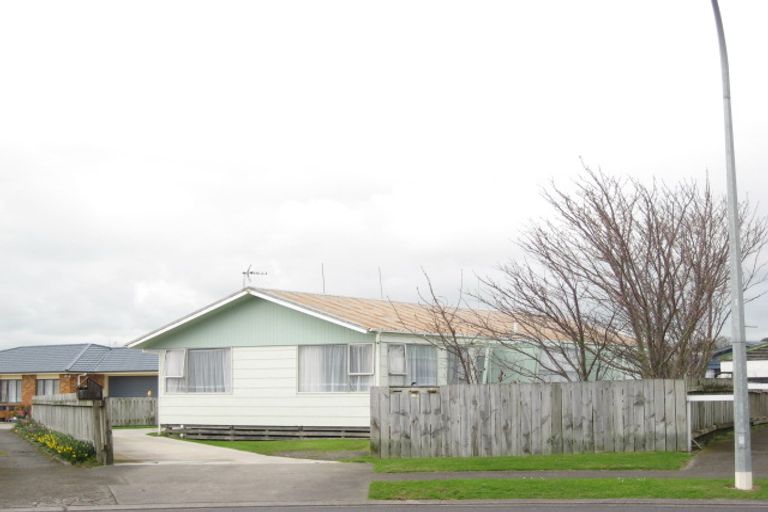 Photo of property in 27 Meade Place, Bell Block, New Plymouth, 4312