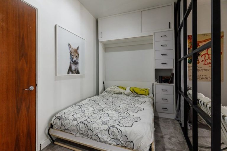 Photo of property in Atrium Towers, 4i/154 The Terrace, Wellington Central, Wellington, 6011