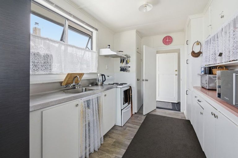 Photo of property in 28 Meadowbank Crescent, Fordlands, Rotorua, 3015