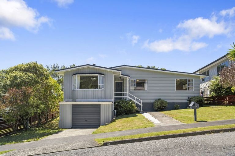 Photo of property in 15 Westhaven Drive, Tawa, Wellington, 5028