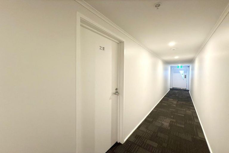 Photo of property in 2e/30 Westward Ho, Glen Eden, Auckland, 0602