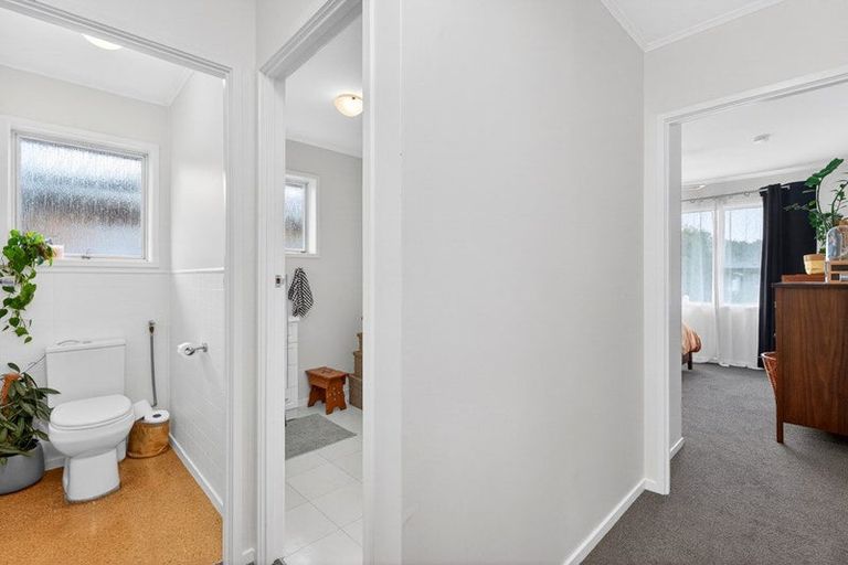 Photo of property in 1/3 Butterworth Drive, Glendene, Auckland, 0602