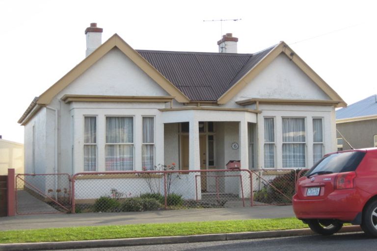 Photo of property in 6 Queens Drive, Saint Kilda, Dunedin, 9012