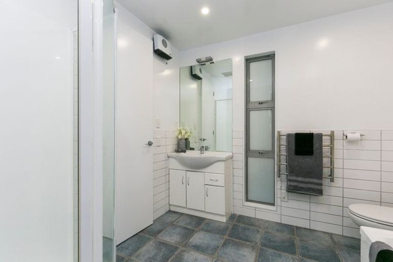 Photo of property in 45 Onslow Road, Khandallah, Wellington, 6035