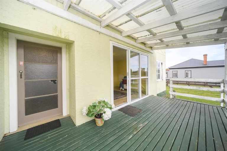 Photo of property in 12 Rira Street, Marton, 4710