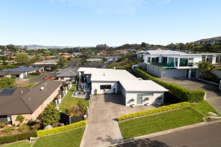 Photo of property in 5 Valley View, Bethlehem, Tauranga, 3110