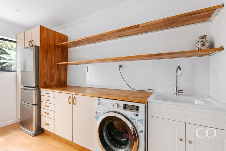 Photo of property in 310b Oceanbeach Road, Mount Maunganui, 3116