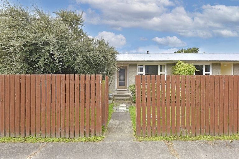 Photo of property in 2/124 Huxley Street, Sydenham, Christchurch, 8023