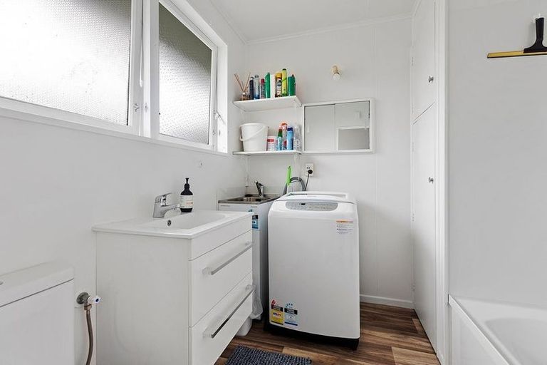 Photo of property in 3/22 Park Avenue, Titahi Bay, Porirua, 5022