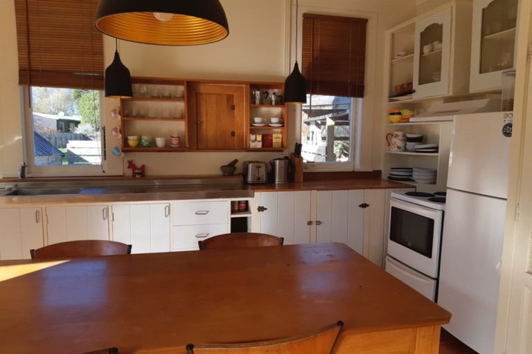 Photo of property in 11a Daniel Street, Martinborough, 5711