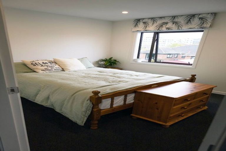 Photo of property in 21 Ron Deal Way, Epuni, Lower Hutt, 5011