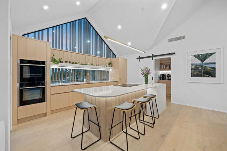 Photo of property in 5 Winstone House Road, Paerata, 2124