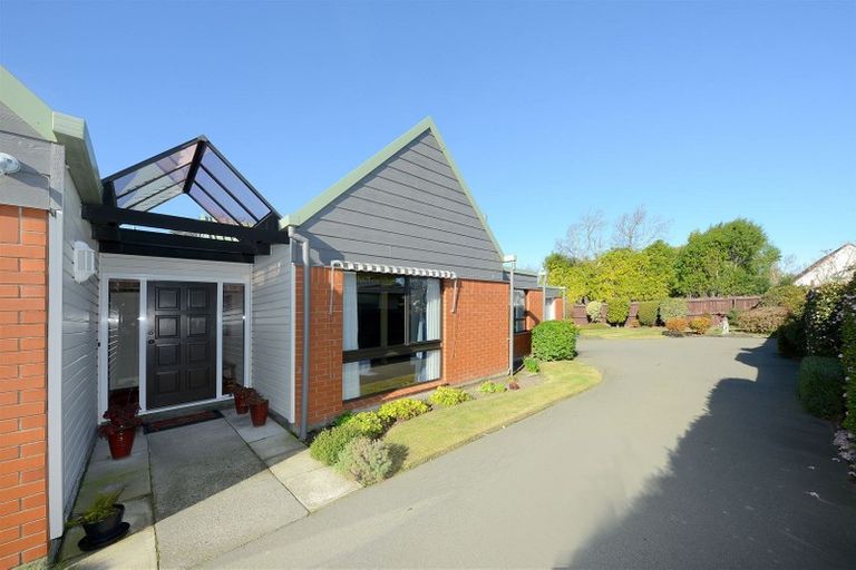 Photo of property in 11 Strathean Avenue, Avonhead, Christchurch, 8042