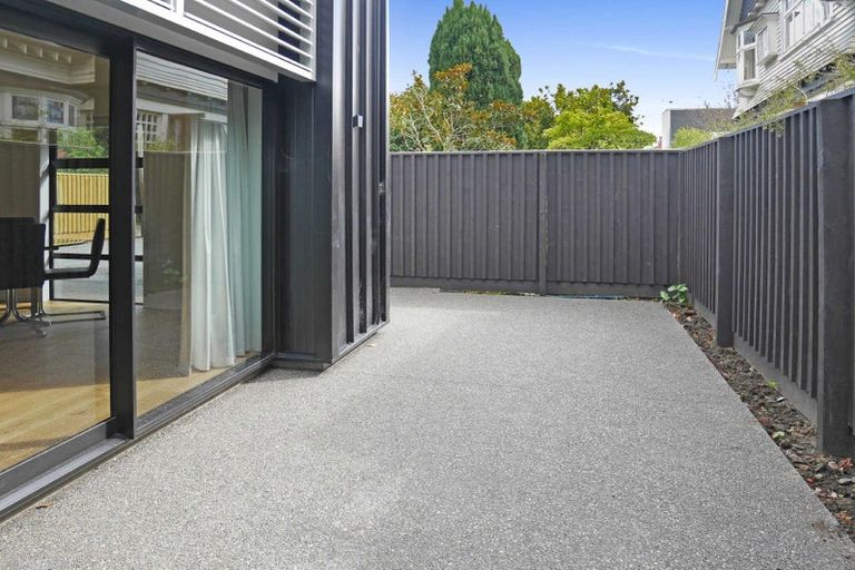 Photo of property in 26 Garden Road, Merivale, Christchurch, 8014