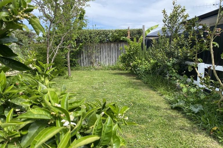 Photo of property in 60a Puketapu Road, Taradale, Napier, 4112