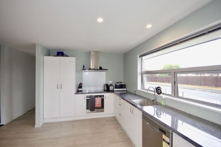 Photo of property in 2/4 Baffin Street, Wainoni, Christchurch, 8061